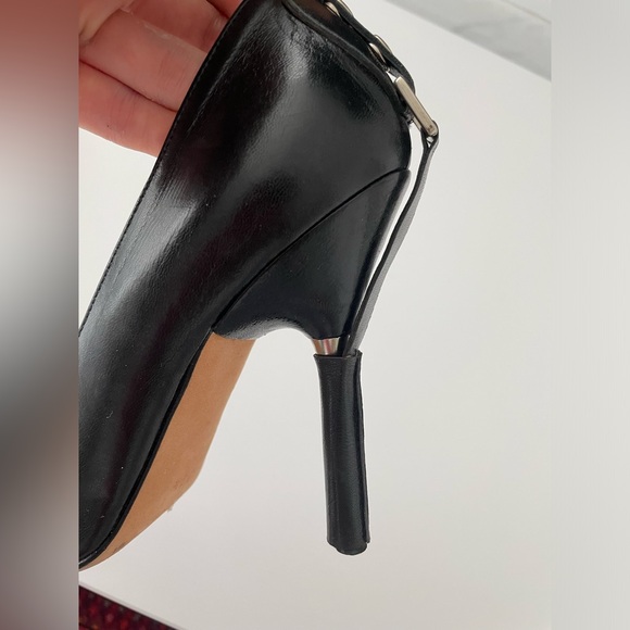 GIANFRANCO FERRE BLACK LEATHER HIGH HEELS SIZE EU37.5 US7.5 - Picture 8 of 16